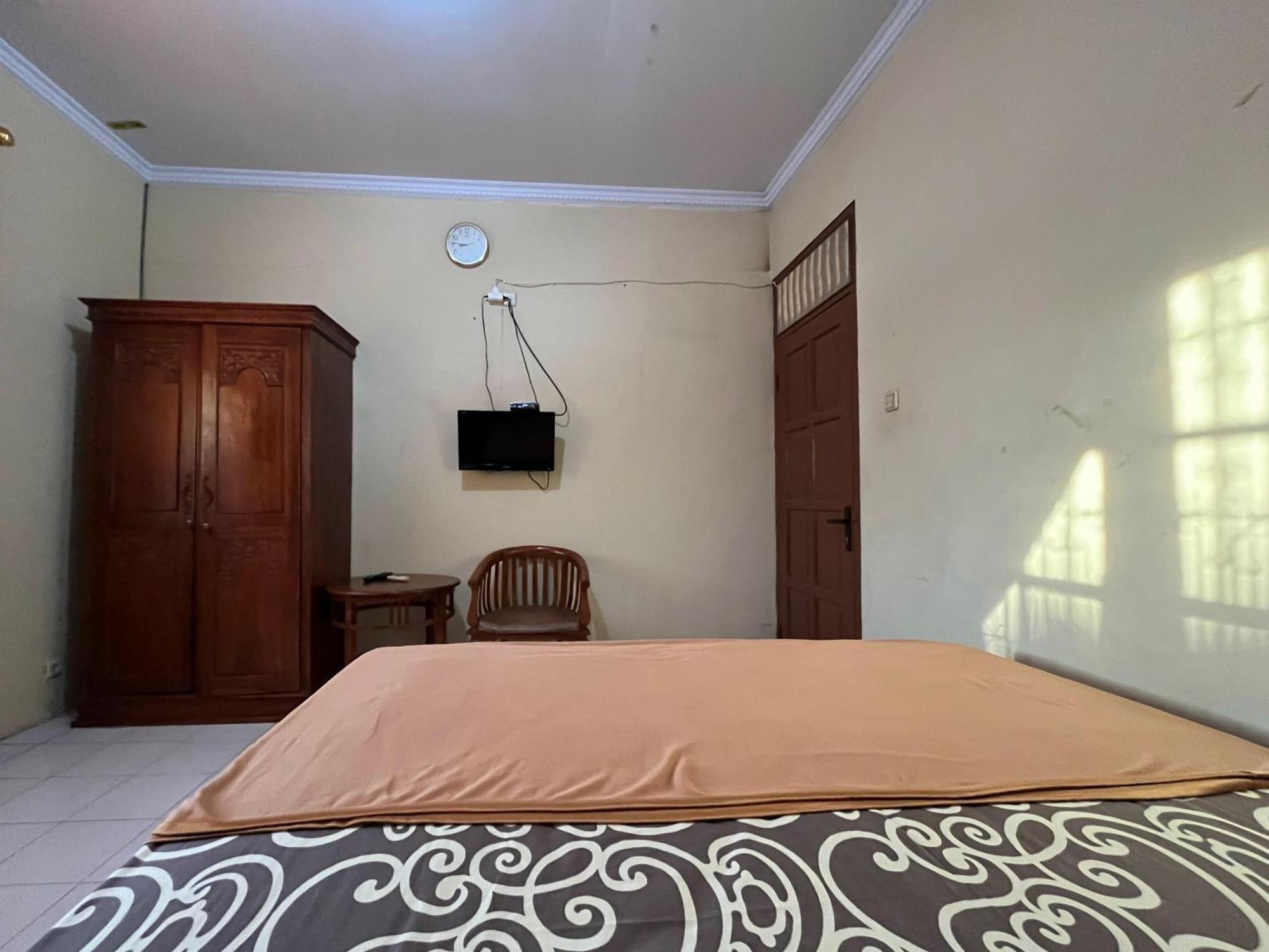 Reddoorz At Hotel Madani Syariah Lempuyangan يوغياكارتا المظهر الخارجي الصورة